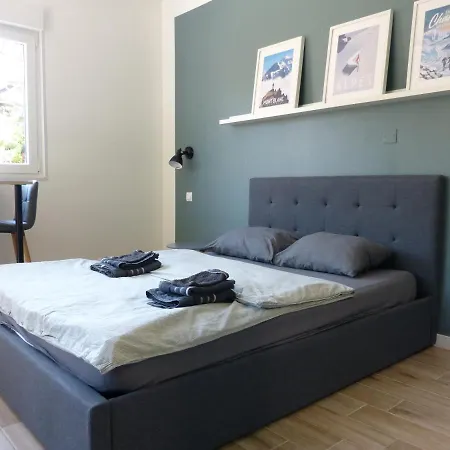 Apartment Et Bureau Propre, Fonctionnel *