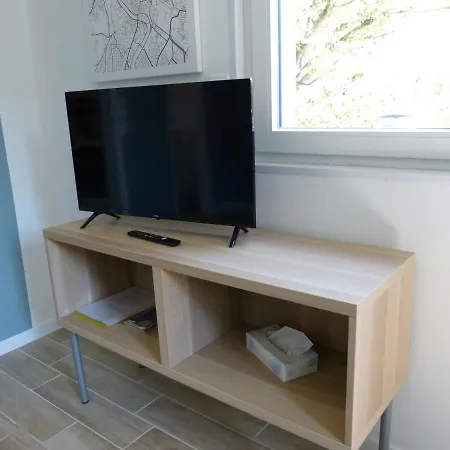 Apartment Et Bureau Propre, Fonctionnel Cluses